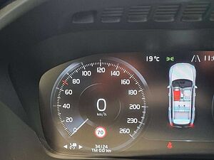 Volvo  B6 Inscription AWD STANDHZ Pano-Dach