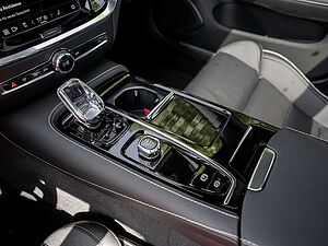 Volvo  T8 Ultimate Dark Recharge AWD STANDHZ B&W