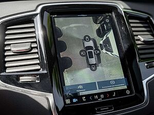 Volvo  Recharge T8 AWD Ultimate Dark 22° B&W