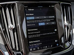 Volvo  T8 Ultimate Dark Recharge AWD HUD PANO