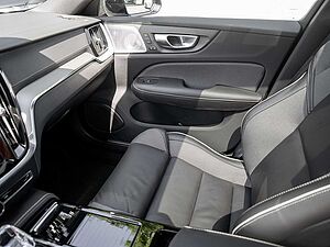 Volvo  T8 Ultimate Dark Recharge AWD HUD PANO