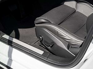 Volvo  T8 Ultimate Dark Recharge AWD HUD PANO