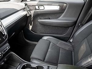 Volvo  D3 Momentum LED LENKRADHZ. SHZ KAMERA