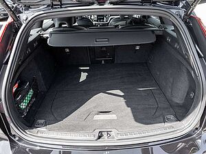 Volvo  T6 Recharge Plus Dark AWD HGSD