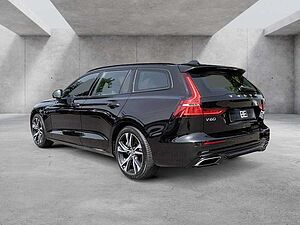 Volvo  T6 Recharge Plus Dark AWD HGSD