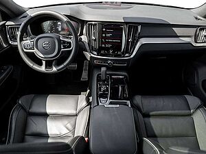 Volvo  T6 Recharge Plus Dark AWD HGSD