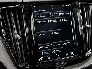 Volvo  D4 Inscription 2WD STANDHZ PANORAMADACH