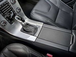 Volvo  T4 Linje Svart ACC BLIS Facel. 1. Hd.