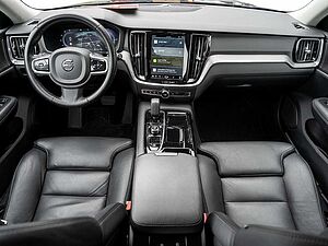 Volvo  T8 Plus Dark Recharge Plug-In Hybrid AWD