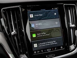 Volvo  T8 Plus Dark Recharge Plug-In Hybrid AWD