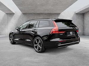 Volvo  T8 Plus Dark Recharge Plug-In Hybrid AWD