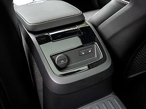 Volvo  T8 Recharge Plus Dark AWD NAVI PANO 360°