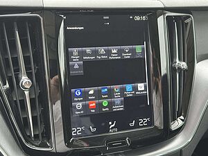 Volvo  B4 Momentum Pro AWD H/K AHK STANDHEIZUNG