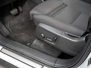 Volvo  T5 Expression Recharge Plug-In Hybrid
