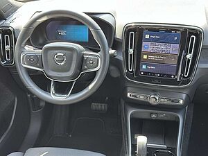 Volvo  Plus Recharge Pure Electric ACC STANDHZ