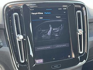 Volvo  Plus Recharge Pure Electric ACC STANDHZ