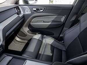 Volvo  T8 Plus Black Edition Recharge Plug-In Hybrid AWD