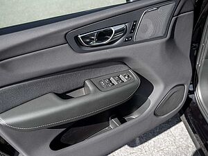 Volvo  T8 Plus Black Edition Recharge Plug-In Hybrid AWD