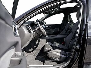 Volvo  T8 Plus Black Edition Recharge Plug-In Hybrid AWD