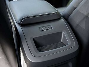 Volvo  T8 Plus Black Edition Recharge Plug-In Hybrid AWD