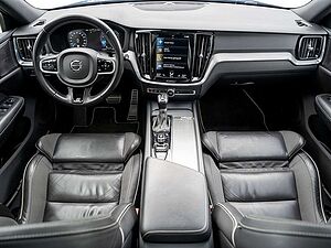 Volvo  T4 R-Design Pano AHK KAMERA MEMORY