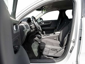 Volvo  T3 SHZ KAMERA NAVI LED SCHEINWERFER