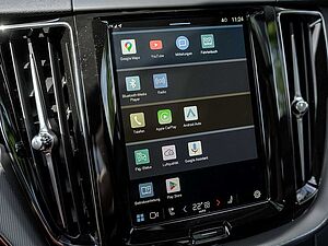 Volvo  T6 Plus Dark Recharge Plug-In Hybrid AWD
