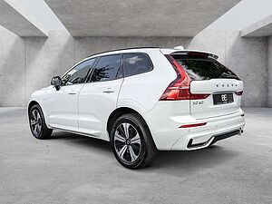 Volvo  T6 Plus Dark Recharge Plug-In Hybrid AWD