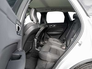 Volvo  T6 Inscription Expression Recharge AWD