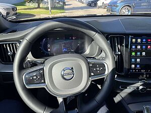 Volvo  T6 Plus Dark Plug-In Hybrid AWD 21' AHK