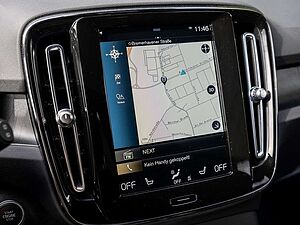 Volvo  T4 Recharge Core AHK ACC