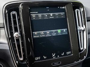 Volvo  T4 Recharge Core AHK ACC