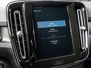 Volvo  T4 Recharge Core AHK ACC