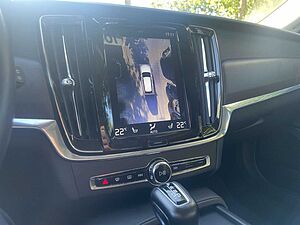 Volvo  D5 AWD Vmax u. Polestar-Lei