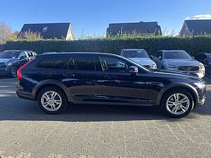 Volvo  D5 AWD Vmax u. Polestar-Lei