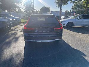 Volvo  D5 AWD Vmax u. Polestar-Lei