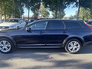 Volvo  D5 AWD Vmax u. Polestar-Lei