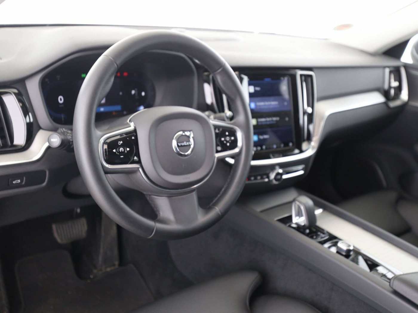 Volvo  V60 B4 Plus Bright harman/kardon