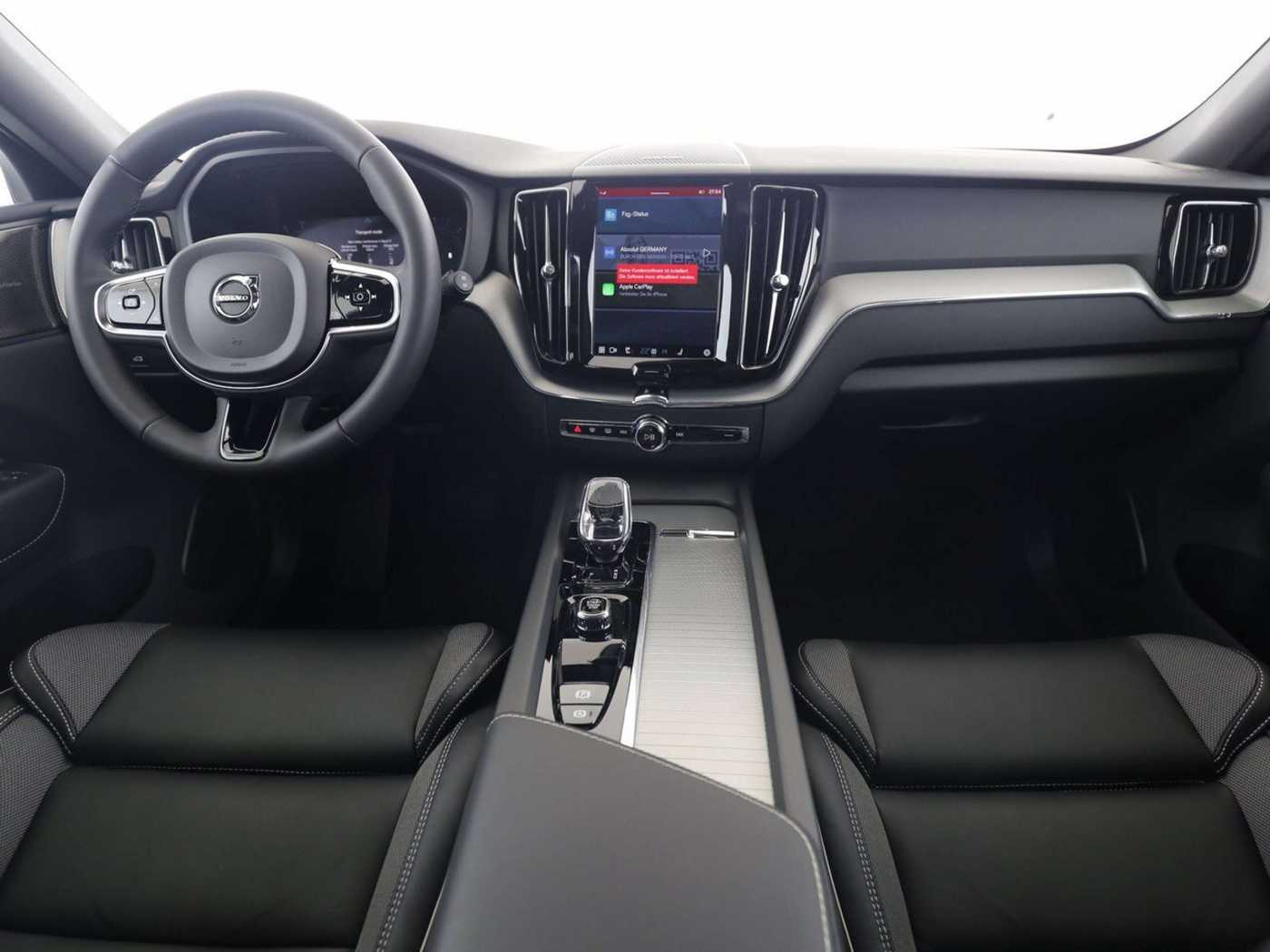 Volvo  XC60 B4 Plus Dark Panodach Standhz. WinterPaket