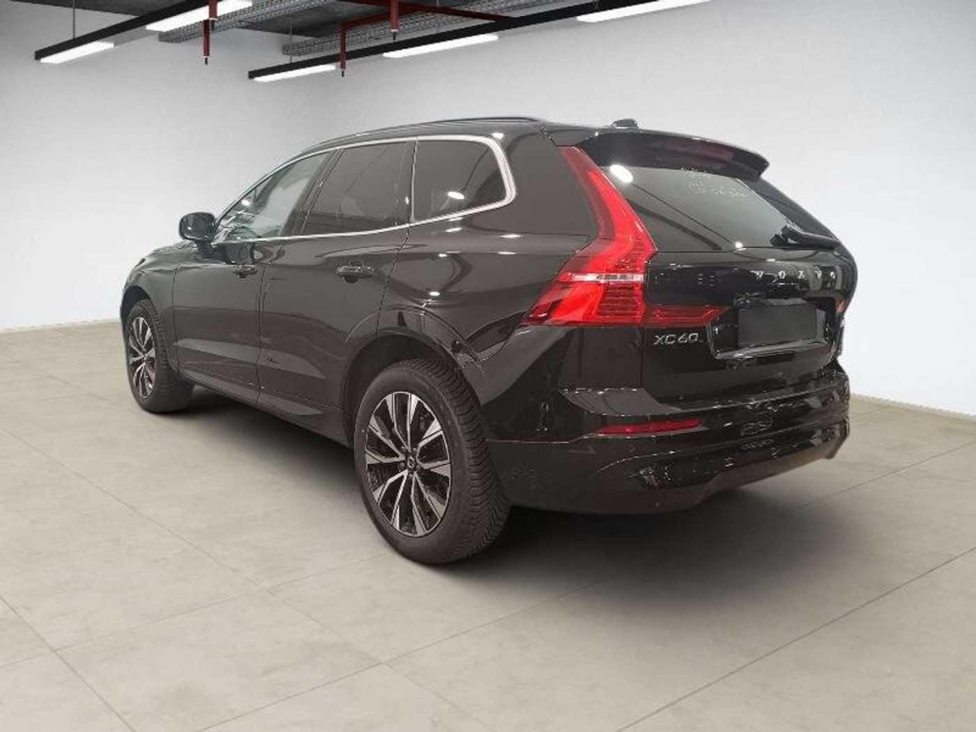 Volvo  XC60 B4 Diesel 2WD Core 19' Frontscheibenheizung