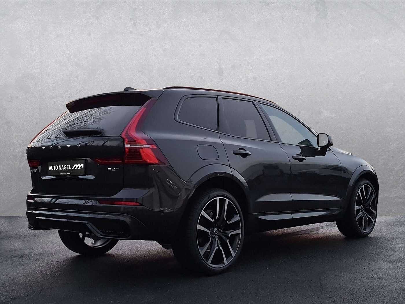 Volvo  XC60 B4 AWD Ultimate Dark Busi-Paket AHK Standh.