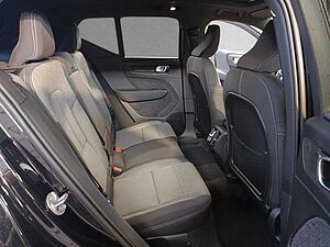 Volvo  XC40 B3 Benzin 2WD Plus Dark Panodach