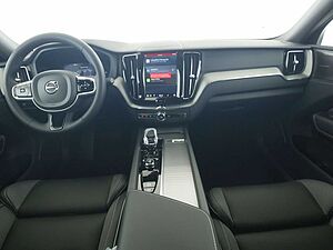 Volvo  XC60 B5 AWD Plus Dark ACC 360Kamera HarmanKardon