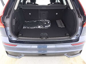 Volvo  XC60 B5 AWD Plus Dark 360Kam H&K Sou. Licht-Pak.