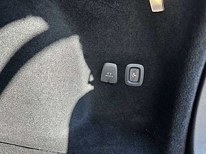 Volvo  V60 B4 AWD Cross Country Pro B B&W Pano HeadUp