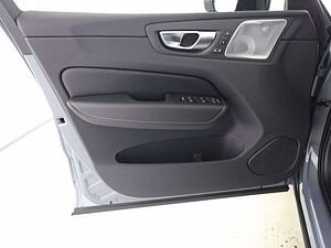 Volvo  B5 AWD Ultimate Dark 360Kam B&W Sound Luftfahrw.