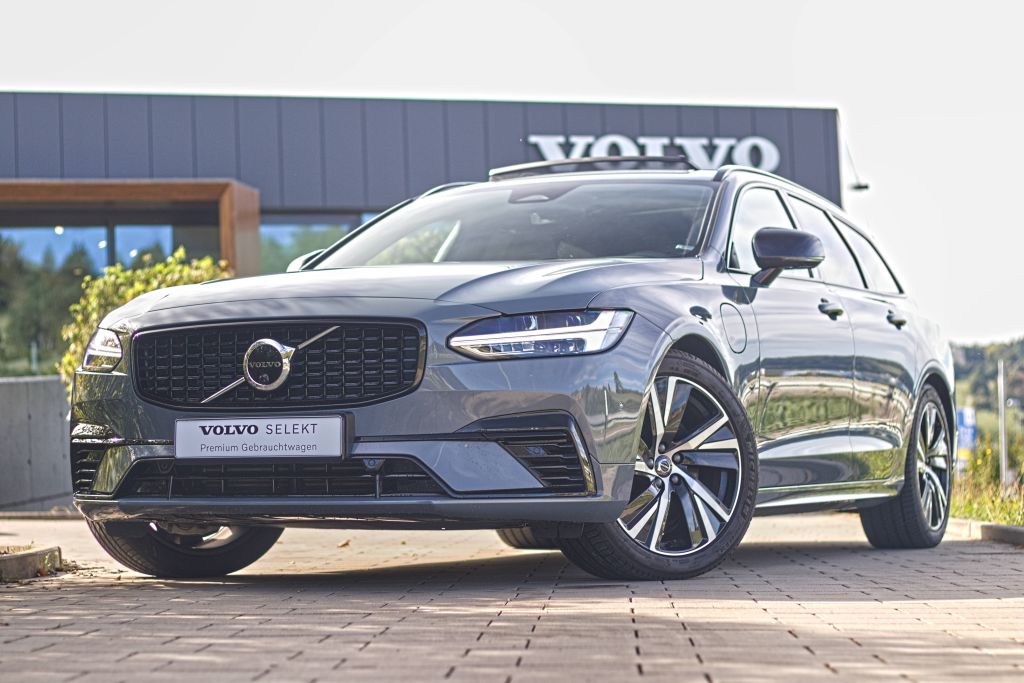 Volvo  V90 Recharge R-Design, T6 AWD Plug-in Hybrid