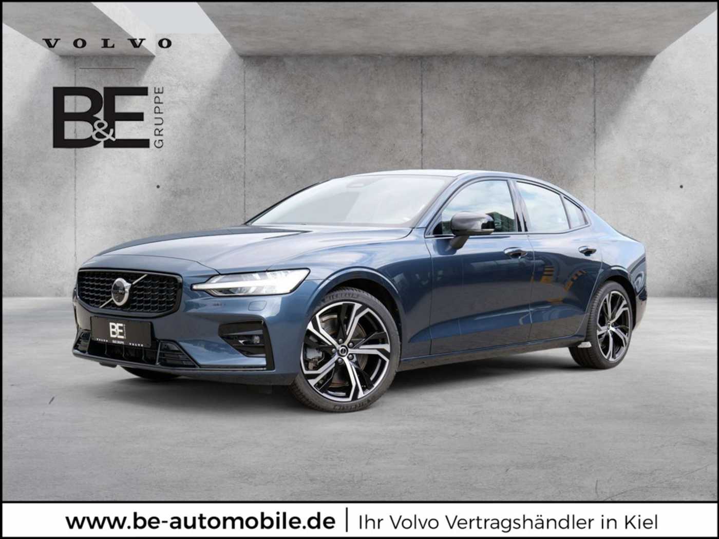 Volvo  Lim. B5 Ultimate Dark AWD LED PANO 360°