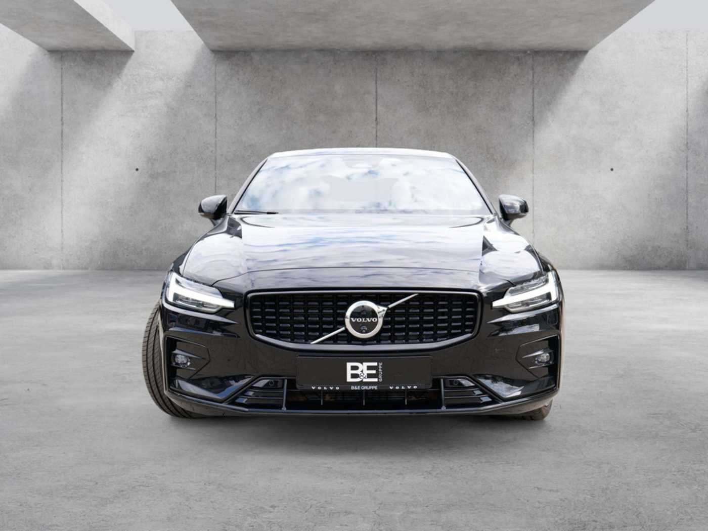 Volvo  Lim. B5 Ultimate Dark AWD