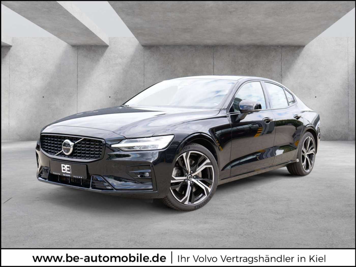 Volvo  Lim. B5 Ultimate Dark AWD LED PANO 360°